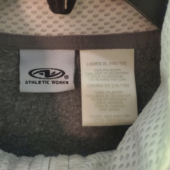 Athleisure Microfleece Jacket - Picture 5 of 6